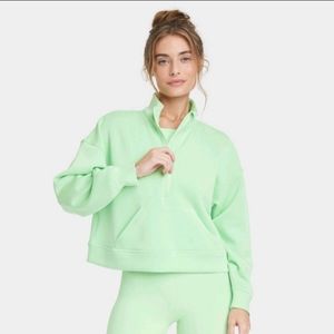 All In Motion Half zip pullover